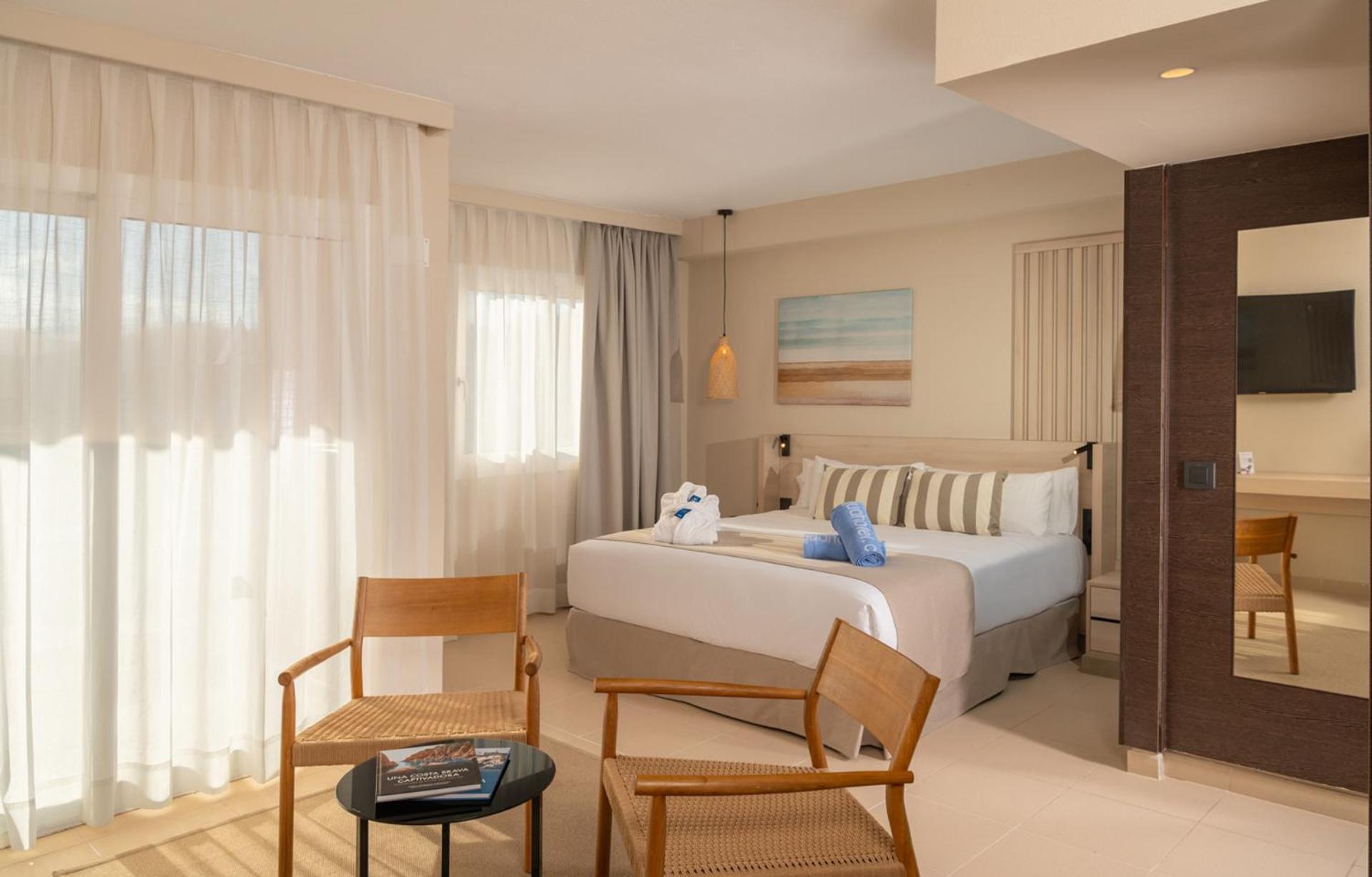 Aqua Hotel The Breeze (Adults Only +18) All Inclusive Santa Susanna Eksteriør billede